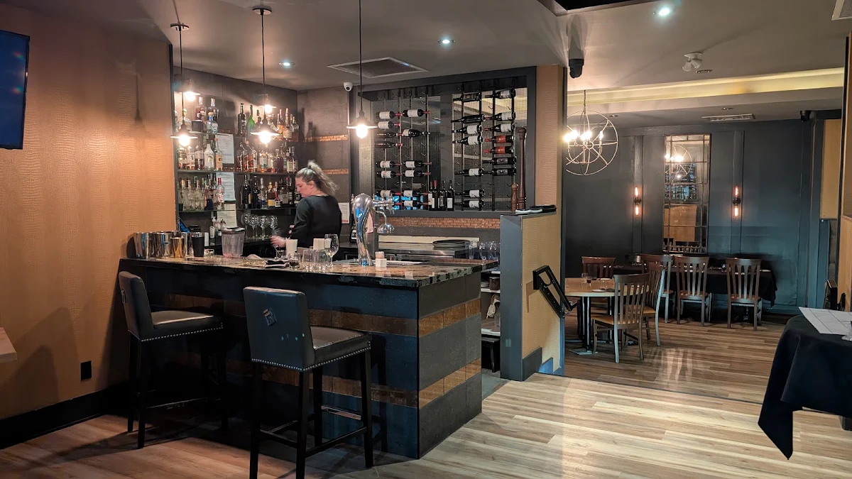 Vibe, Wildfire Grill House