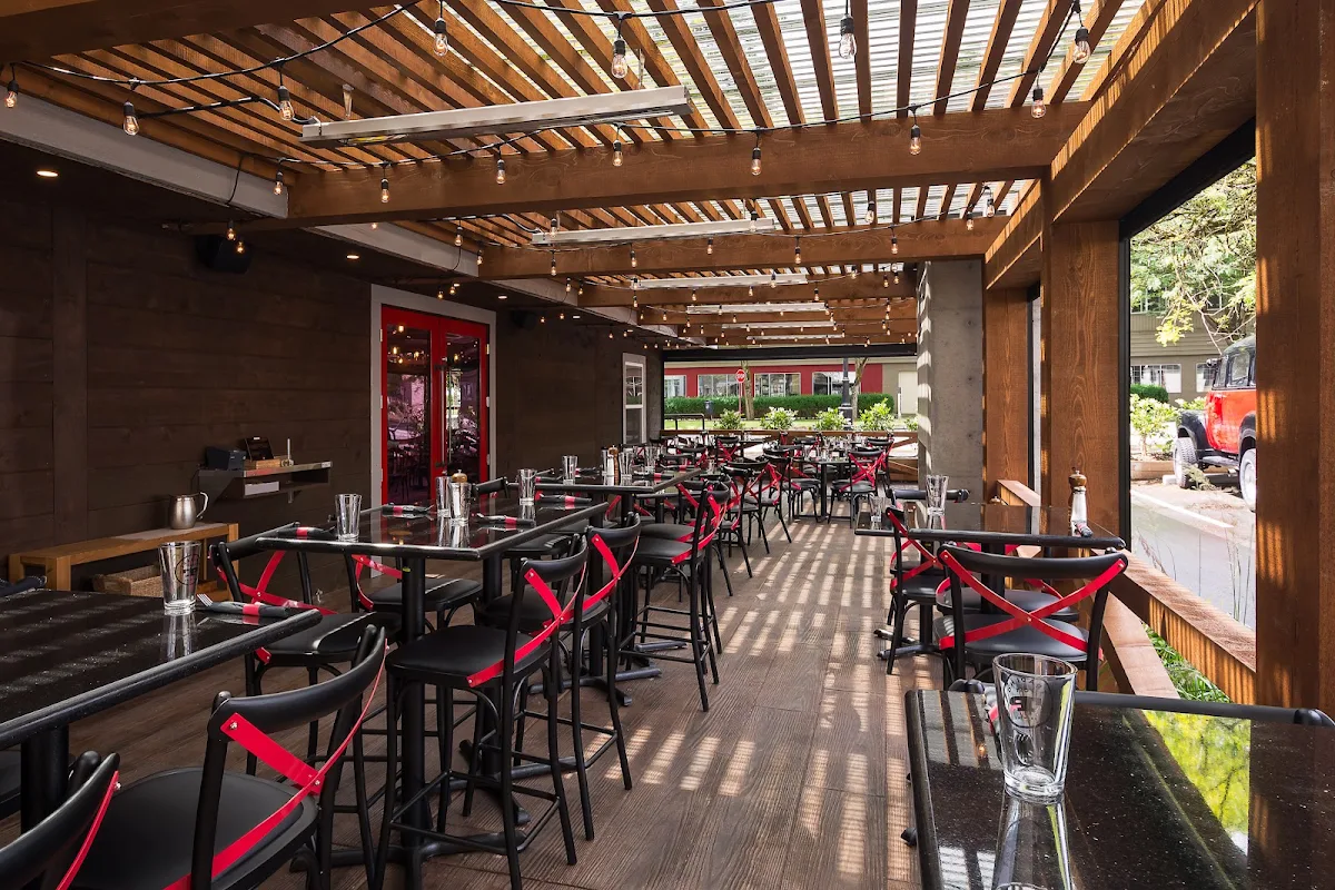 Vibe, Trading Post Eatery