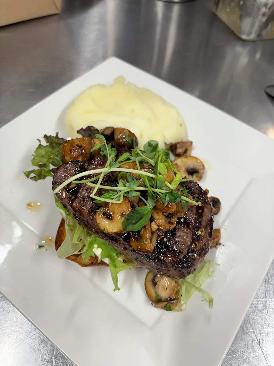 Food & drink, Back Home Restaurant & Catering