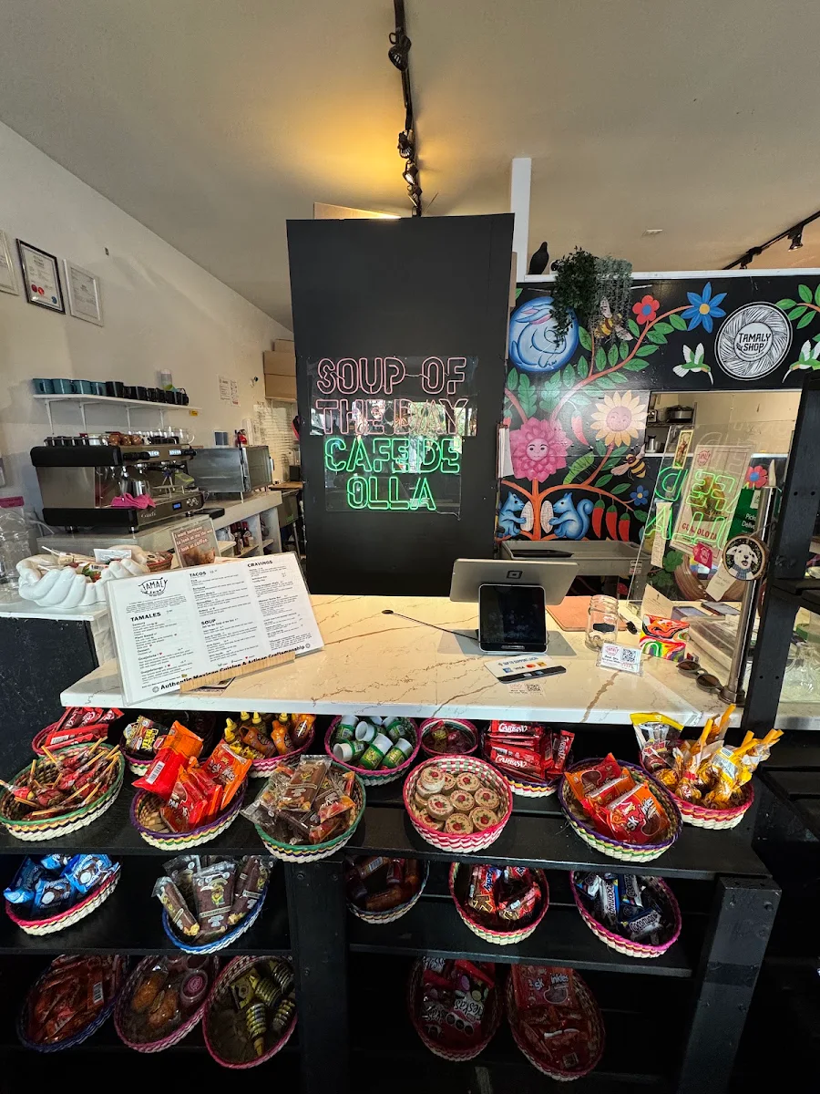Food & drink, Tamaly Shop