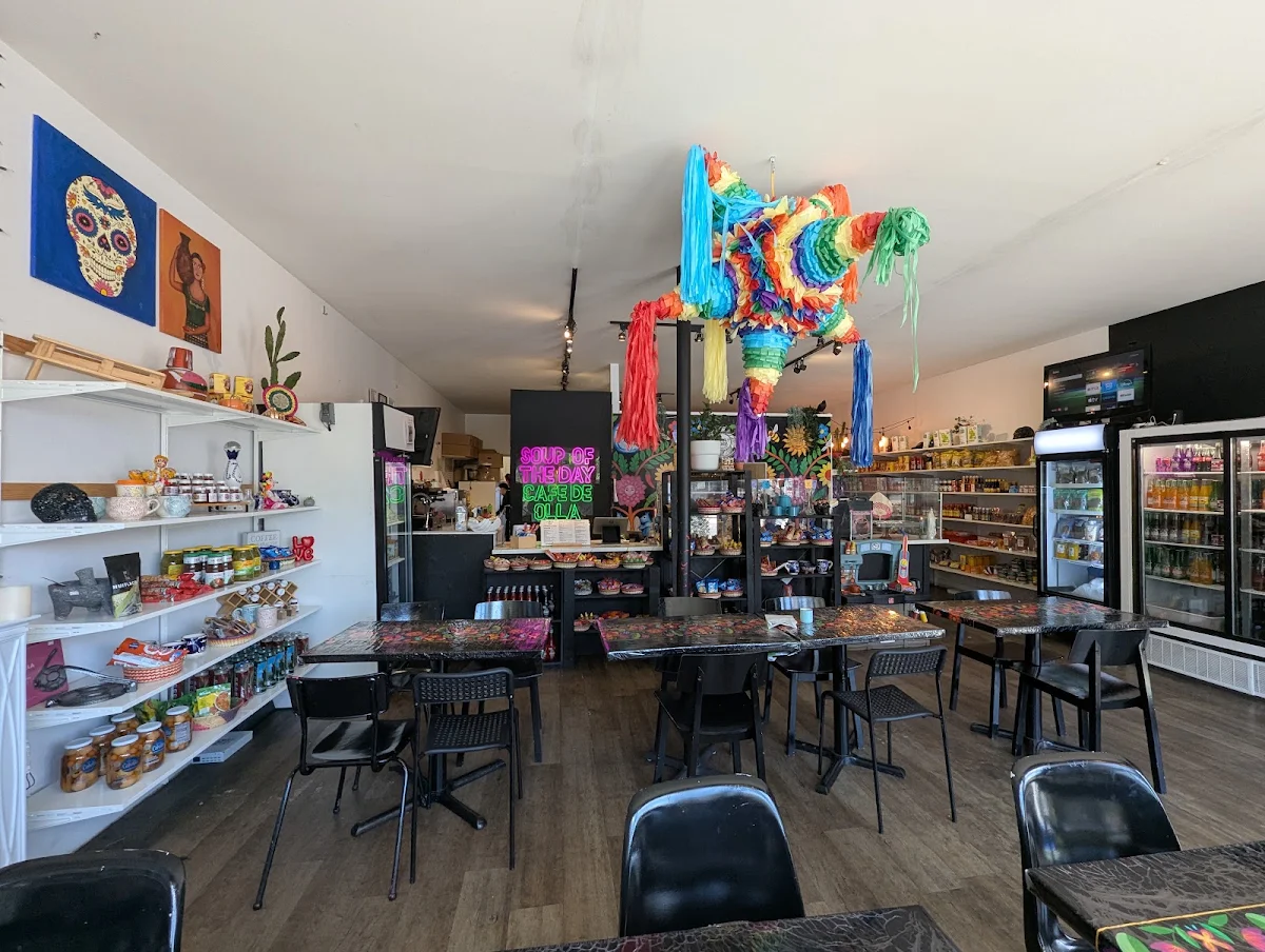 Vibe, Tamaly Shop