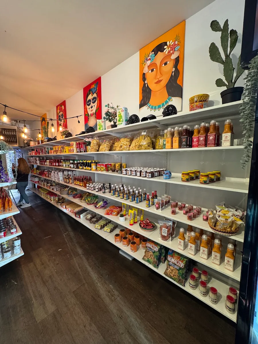 Vibe, Tamaly Shop