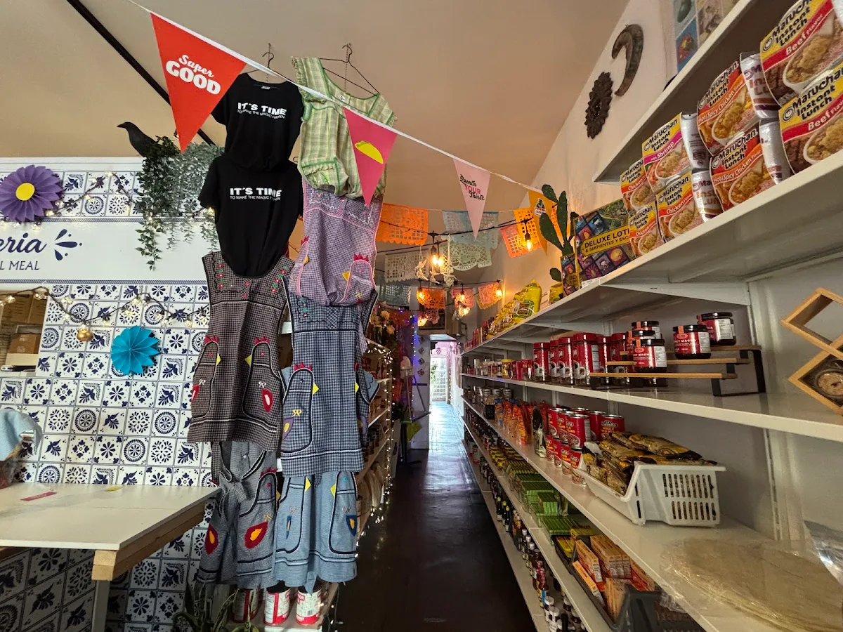 Vibe, Tamaly Shop