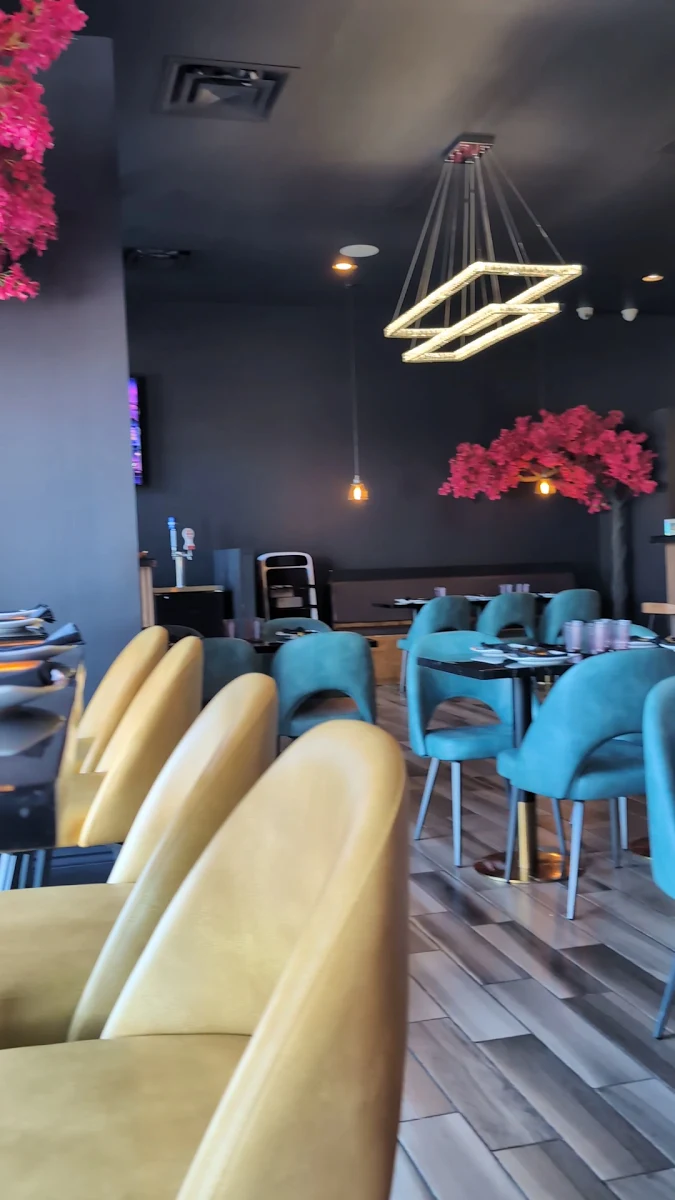 Vibe, Atrangi - Pure Vegetarian Indian Cuisine