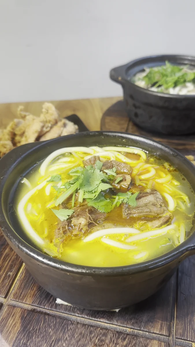 Food & drink, 泥二哥砂锅土豆粉 Uncle Potato Noodle