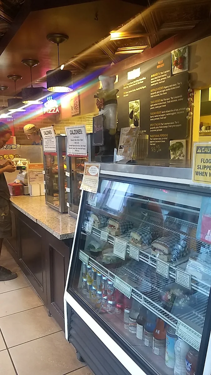 Vibe, Thor's Pizzeria