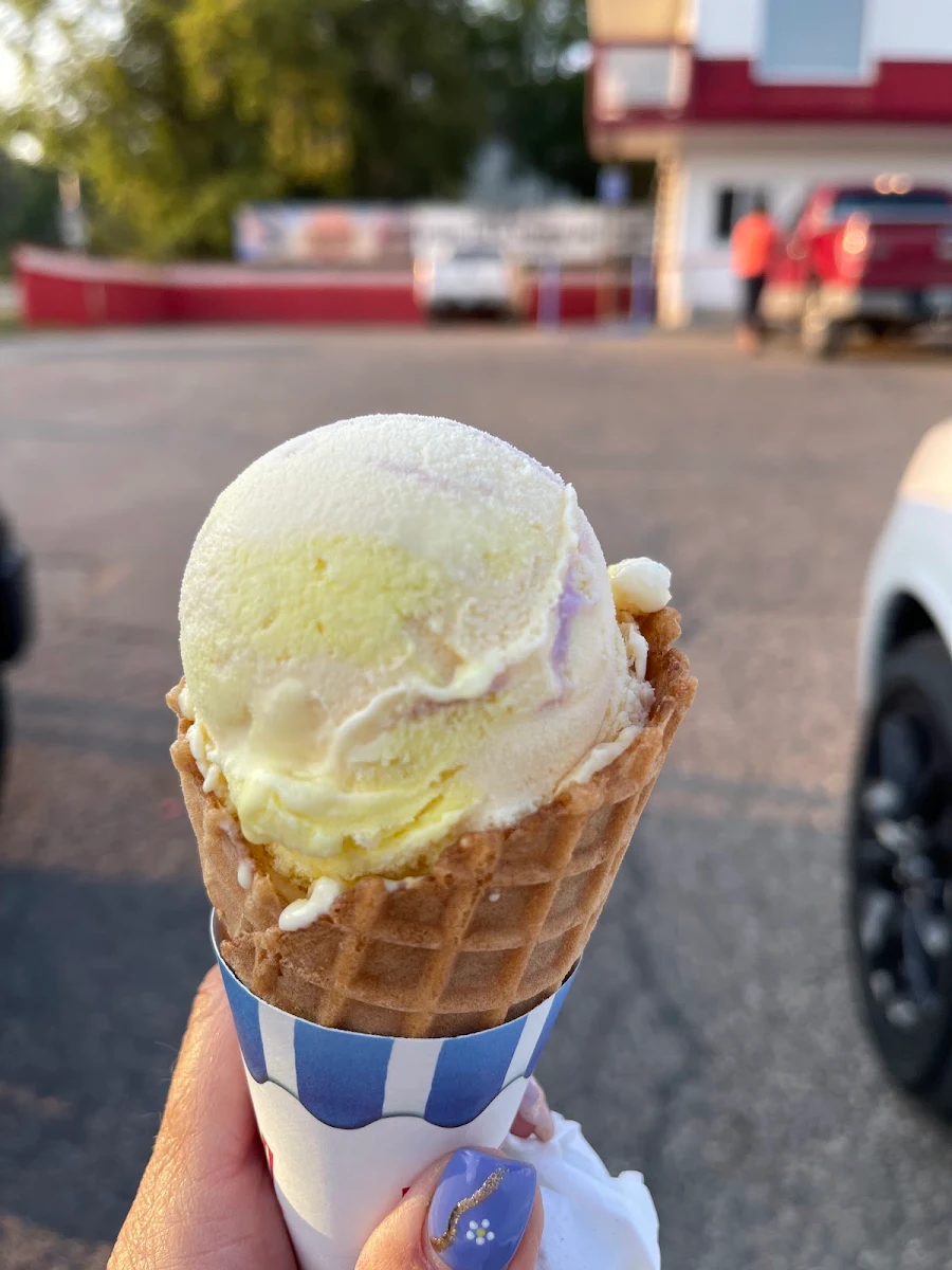 Food & drink, Dari Isle Drive-In