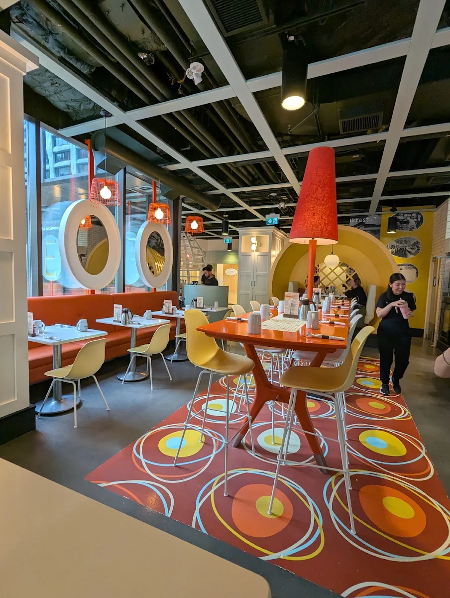 Food & drink, OEB Breakfast Co.