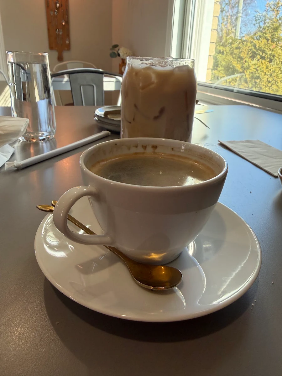 Food & drink, Black Walnut Bakery Cafe