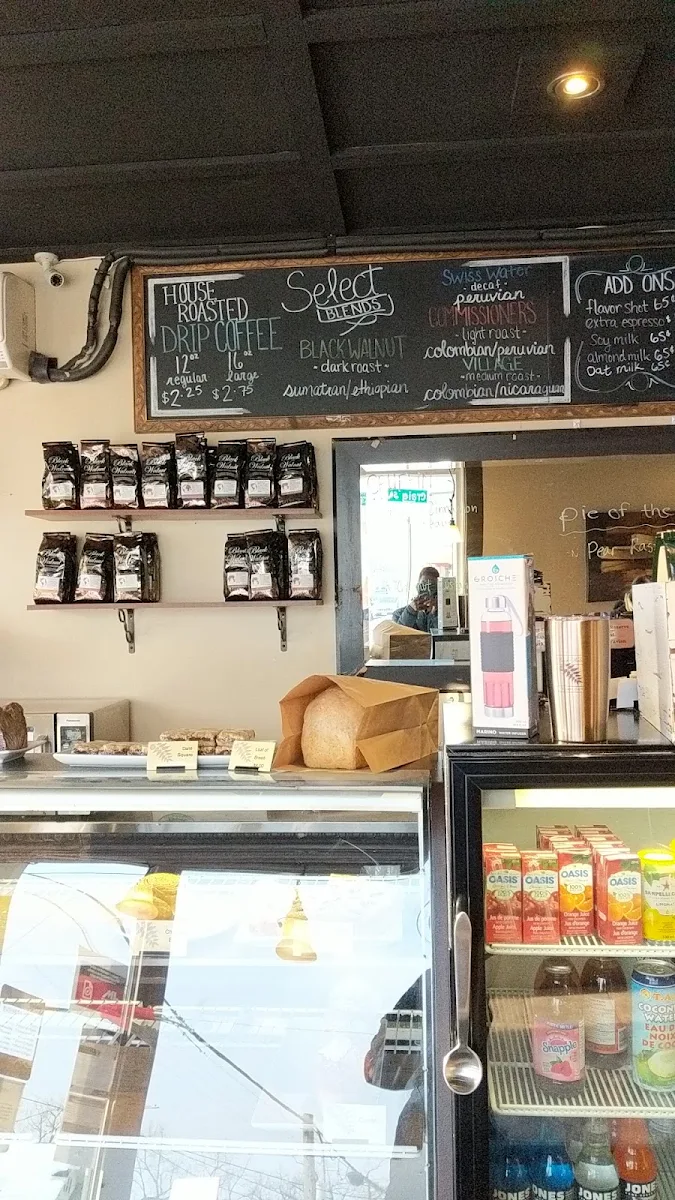 Vibe, Black Walnut Bakery Cafe