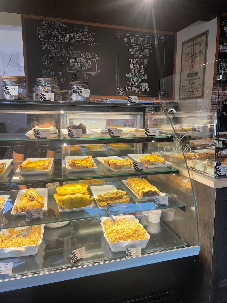 Vibe, Black Walnut Bakery Cafe