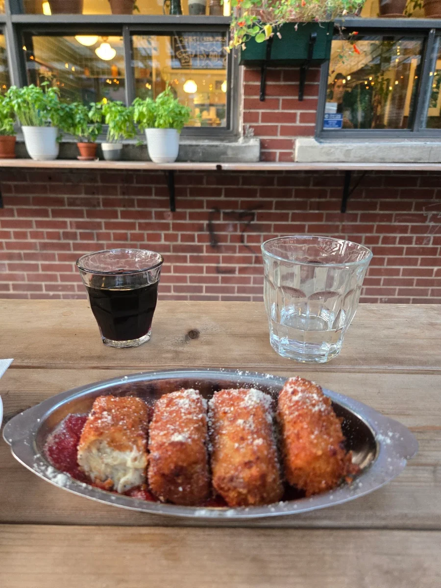 Food & drink, Pan Américan Pizza