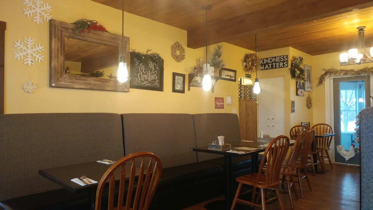 Vibe, Lily Stone Cafe