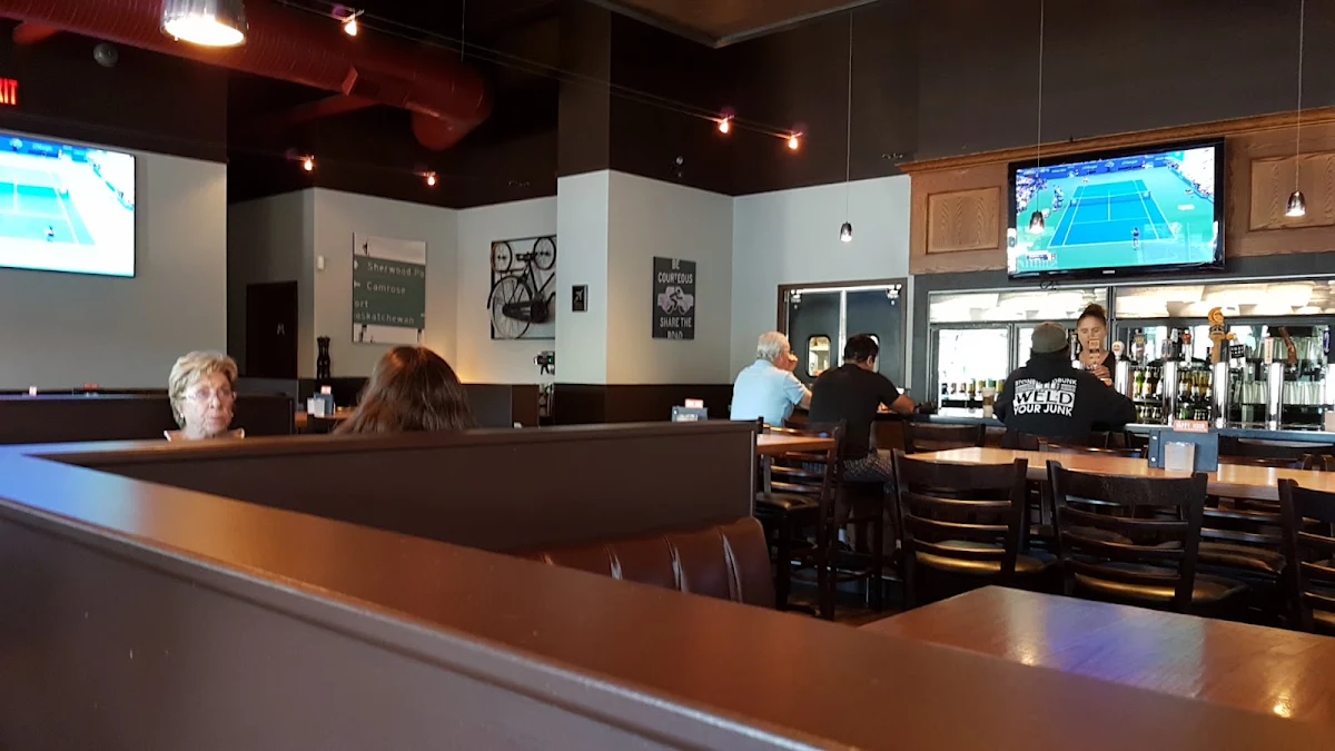 Vibe, Original Joe's