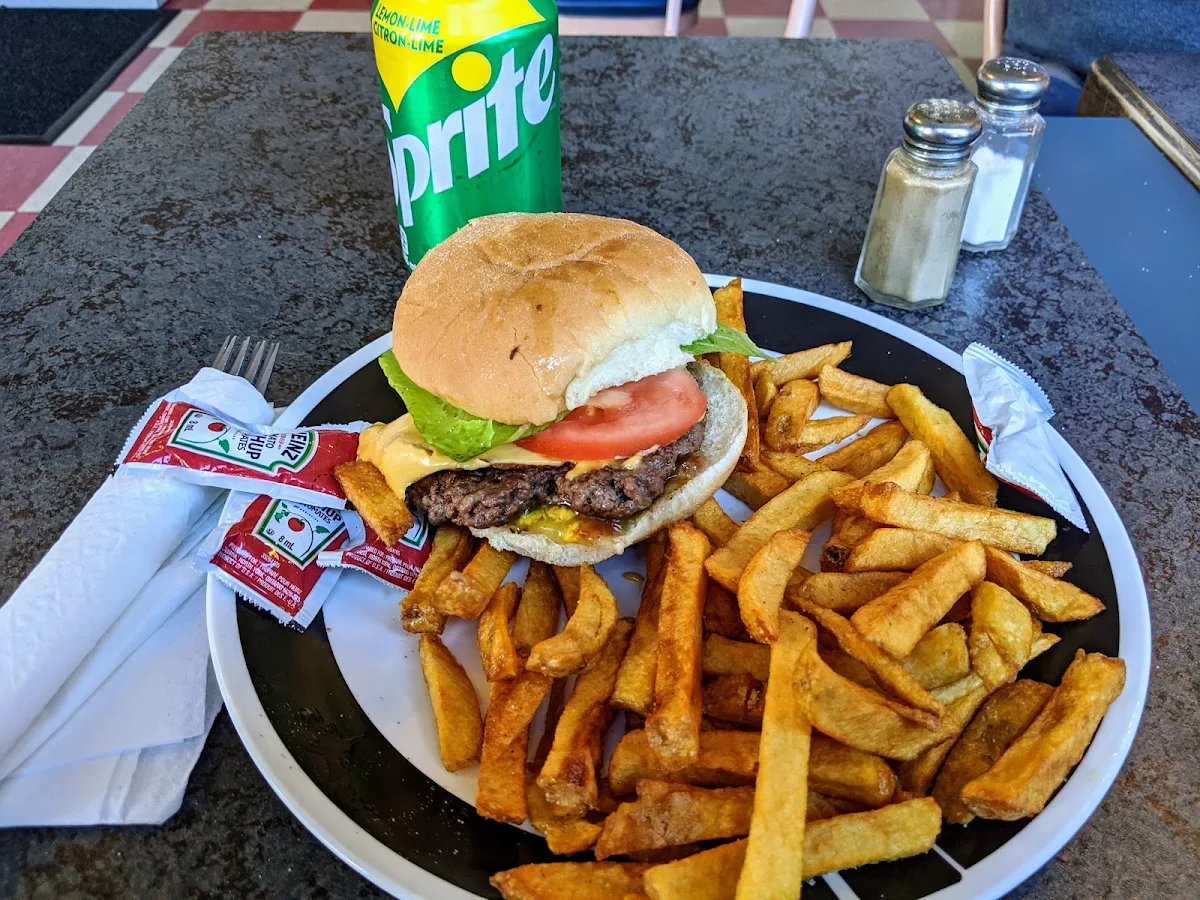 Food & drink, Ken's Seafood & Pizza