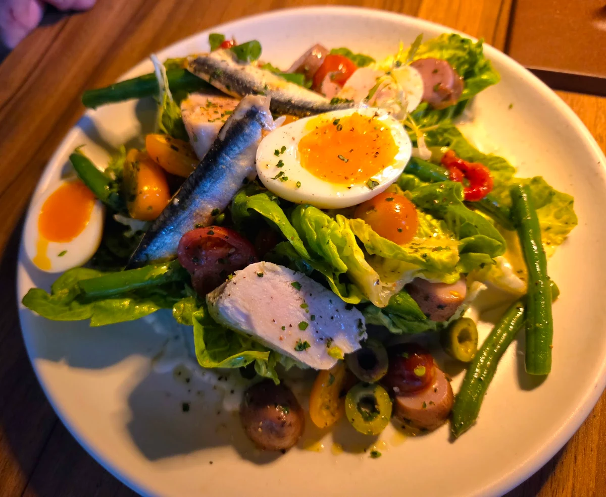 Food & drink, Bistro Lapin Perdu