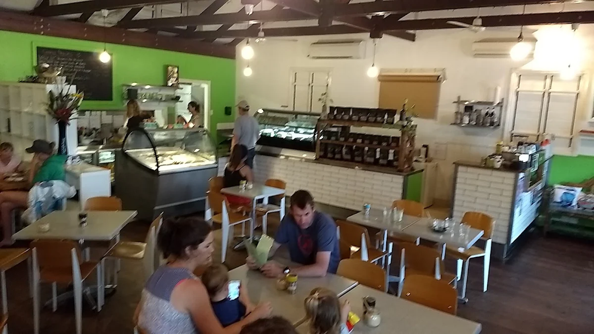 Vibe, The Green Mango Cafe