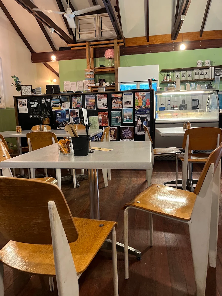 Vibe, The Green Mango Cafe