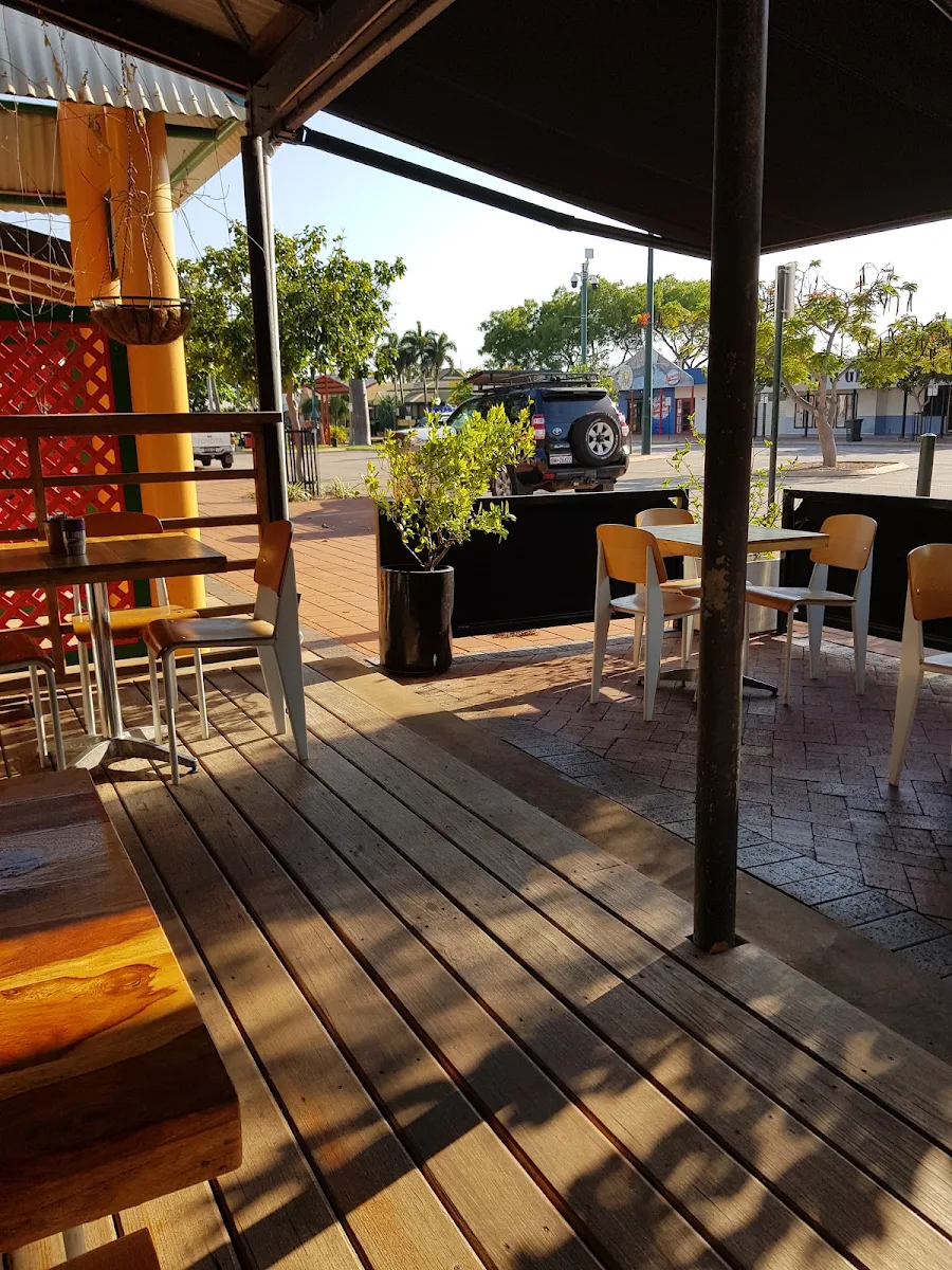 Vibe, The Green Mango Cafe