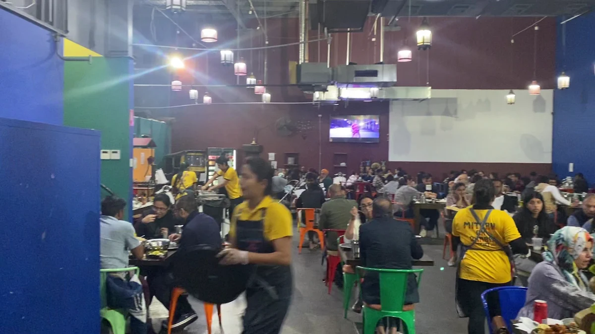 Vibe, Mitran Da Dhaba Blacktown