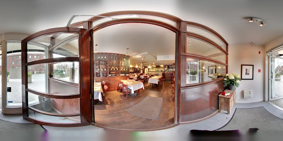 Vibe, Brownes Bistro