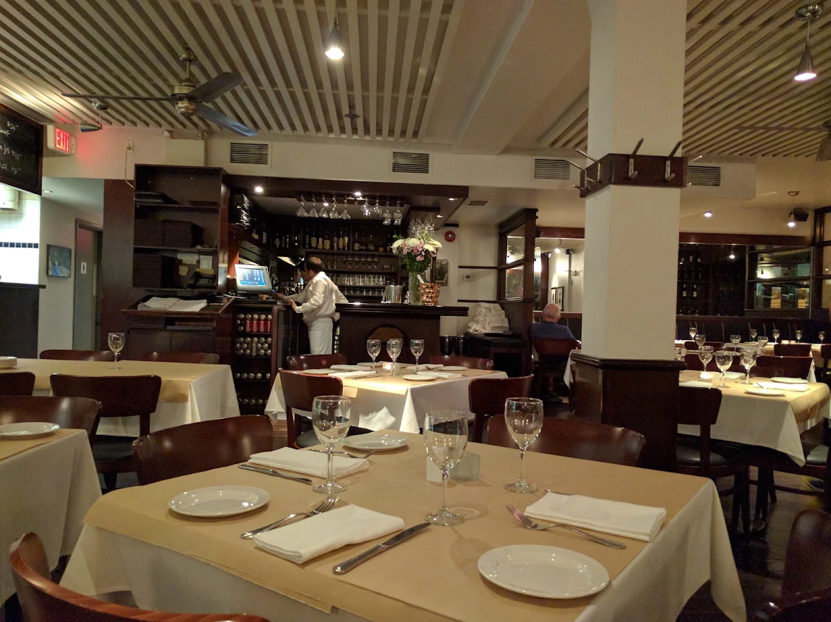 Vibe, Brownes Bistro