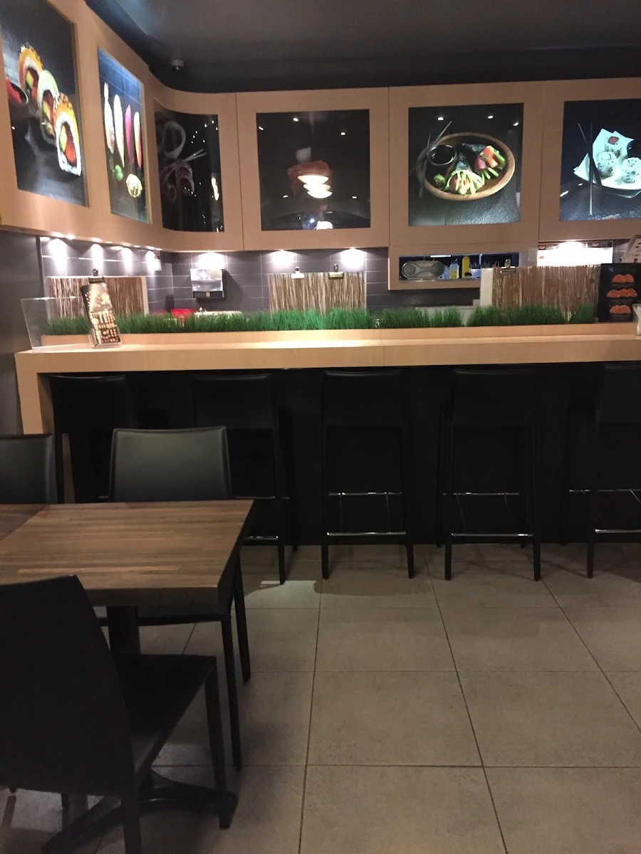 Vibe, Sushi Shop Ch. De la Savane