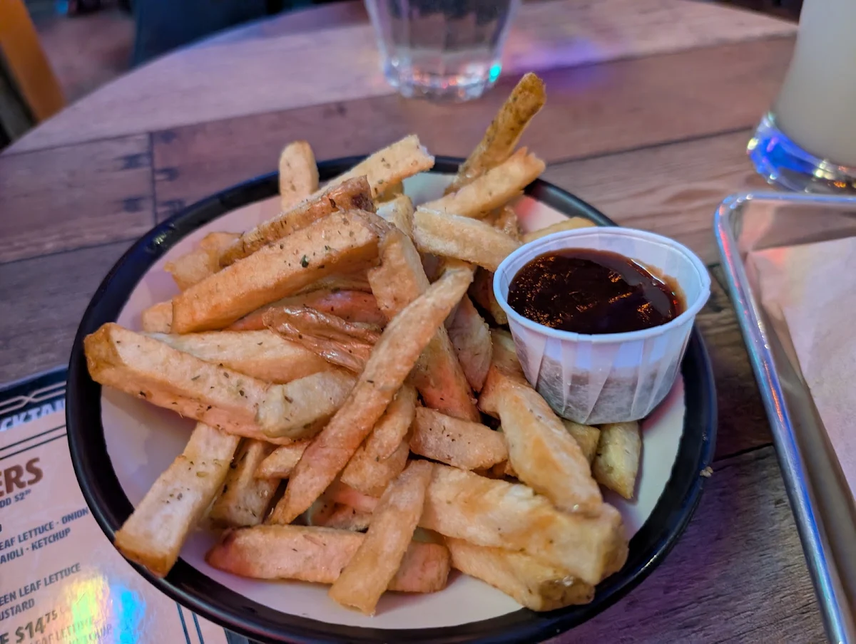 Food & drink, Chit Chat Burger Bar