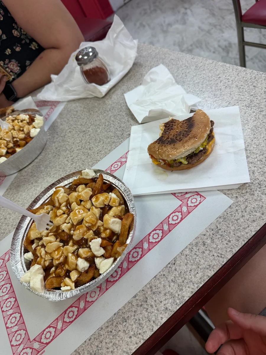 Food & drink, Cantine St-jean