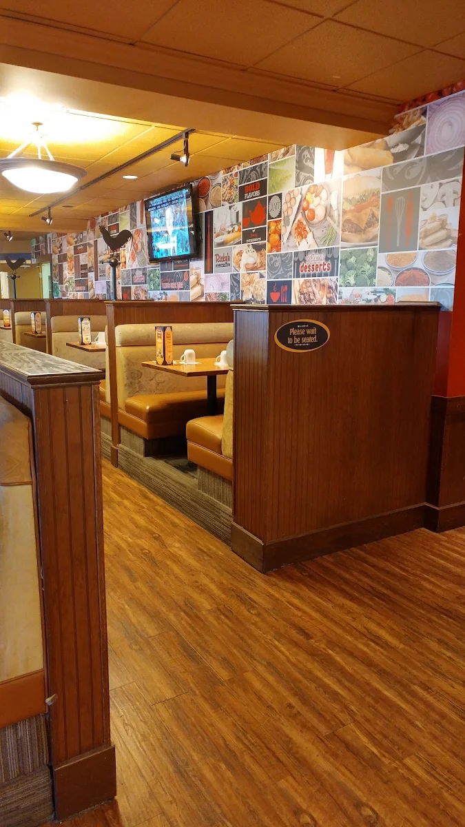 Vibe, Ricky's All Day Grill - Nanaimo South-In the Days Inn