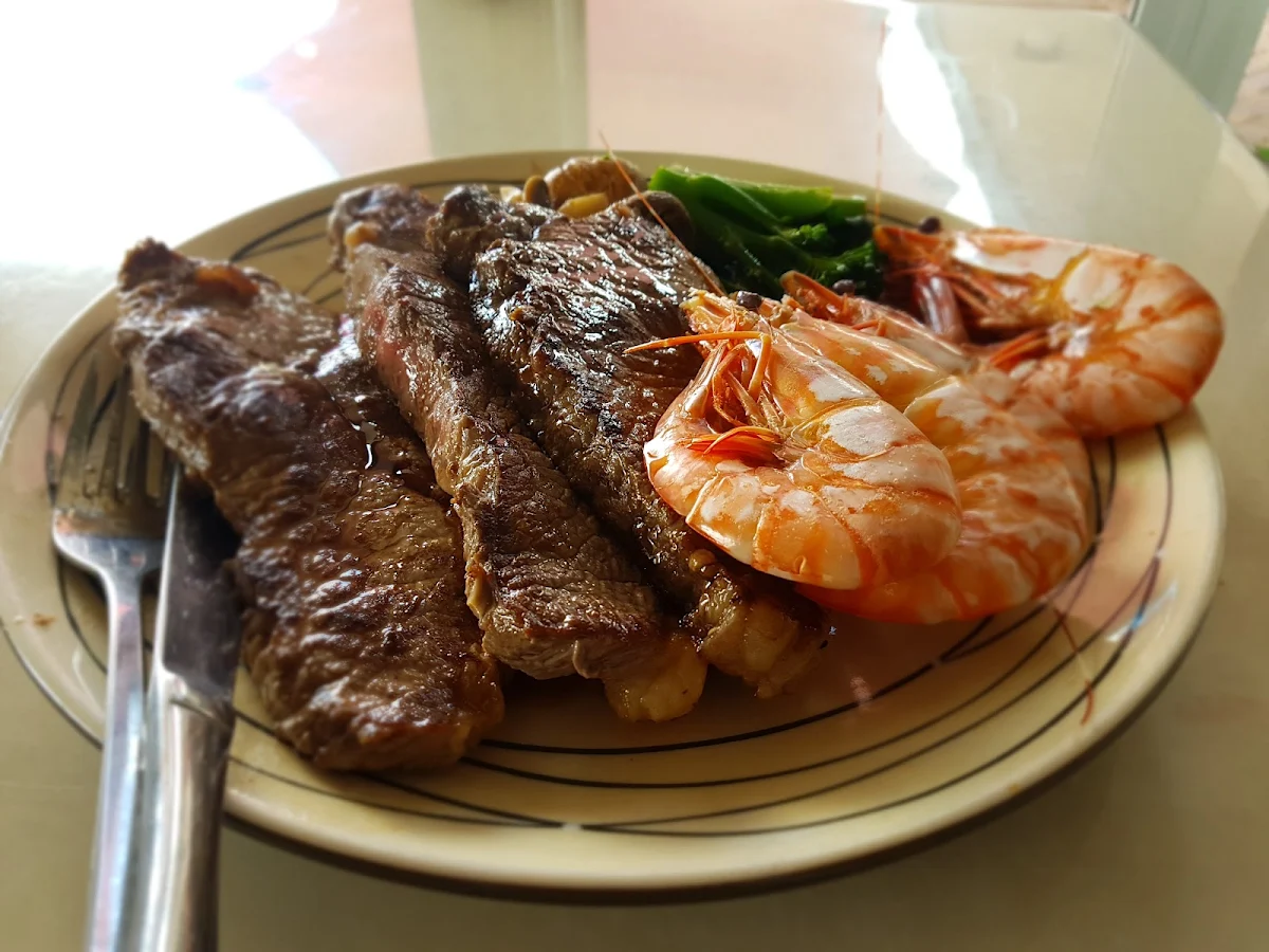 Food & drink, Golden Dragon (Now Grace Chinese Restaurant)