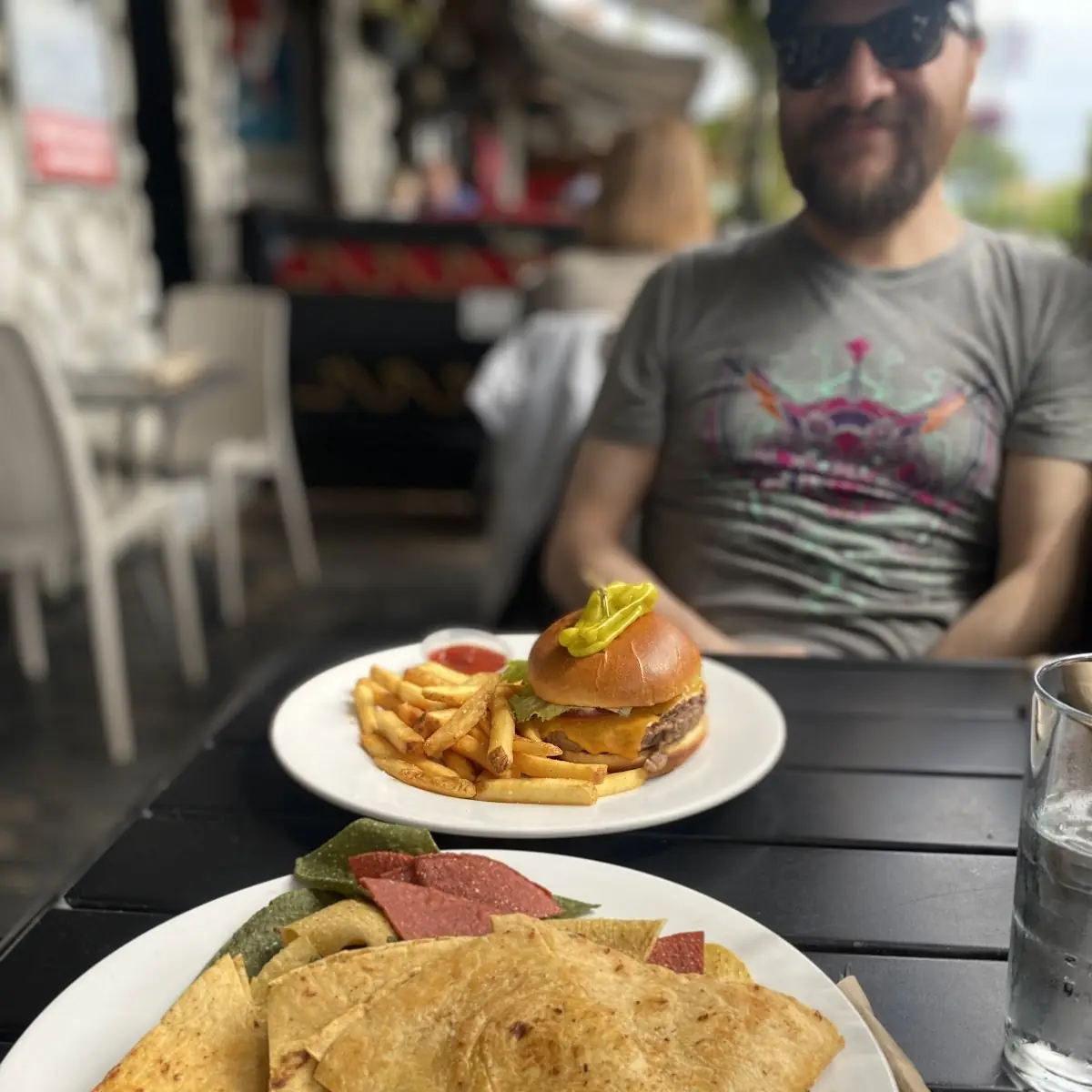 Food & drink, Charlie Don't Surf