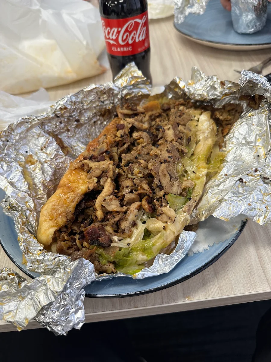 Food & drink, Romies Kebab's