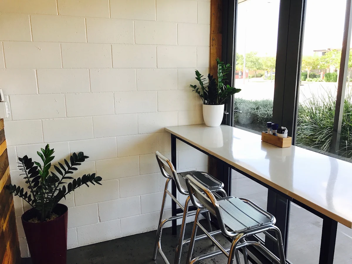 Vibe, Cafe on South Bay