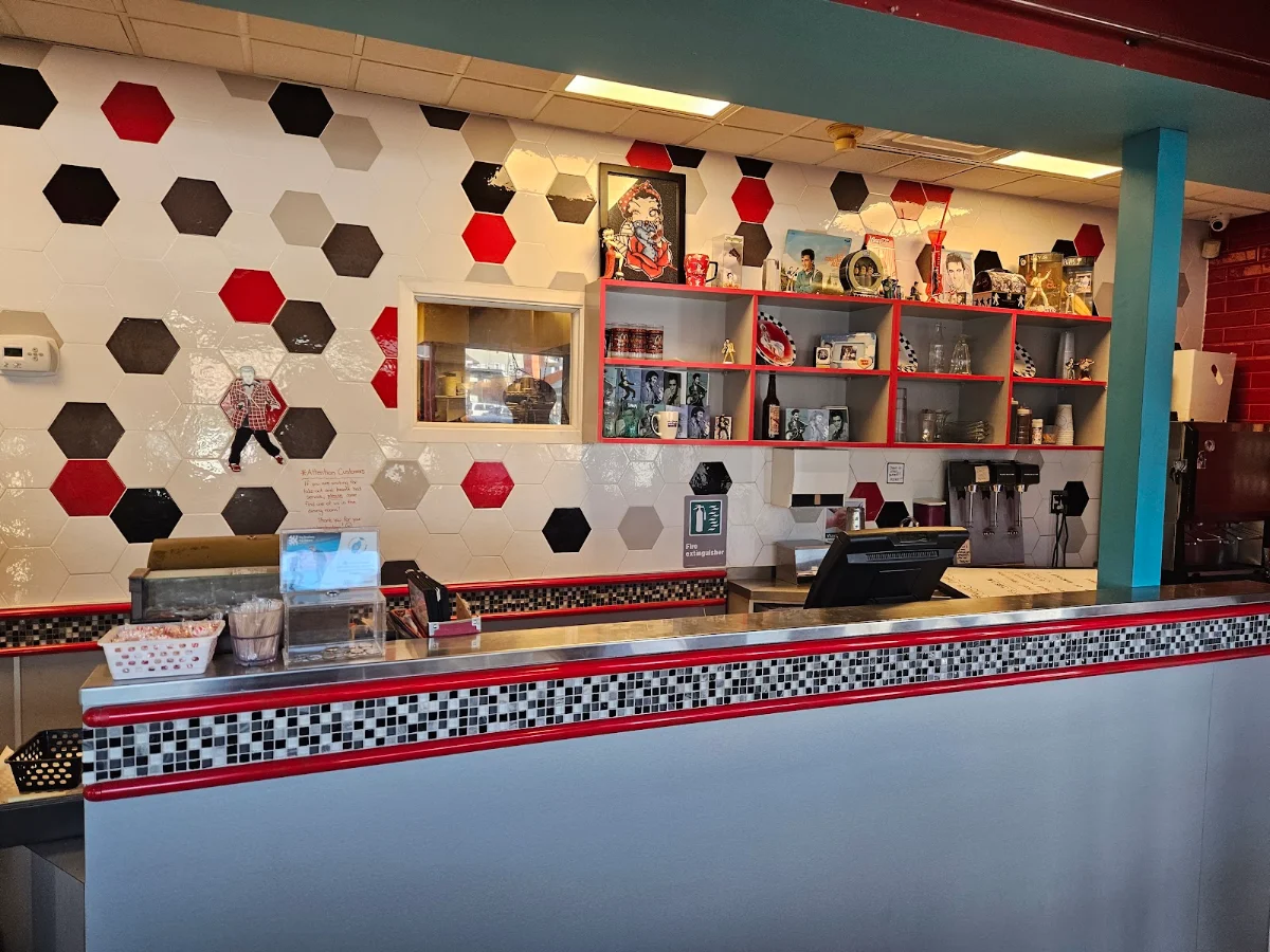 Vibe, Stella’s Diner