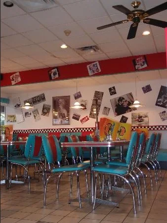 Vibe, Stella’s Diner