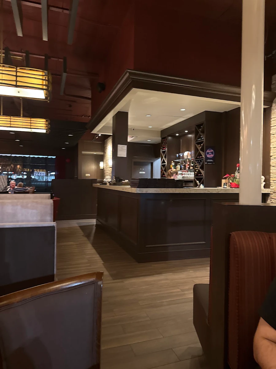 Vibe, Socrates Grill
