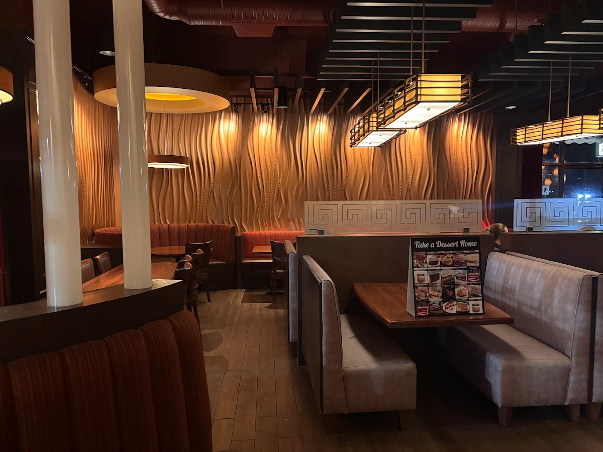 Vibe, Socrates Grill
