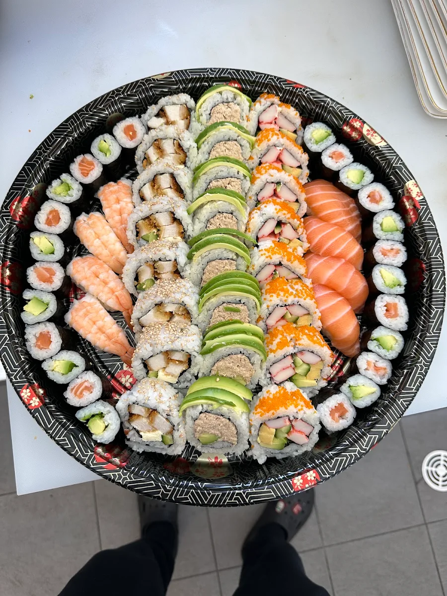 Food & drink, Wala Wala Sushi