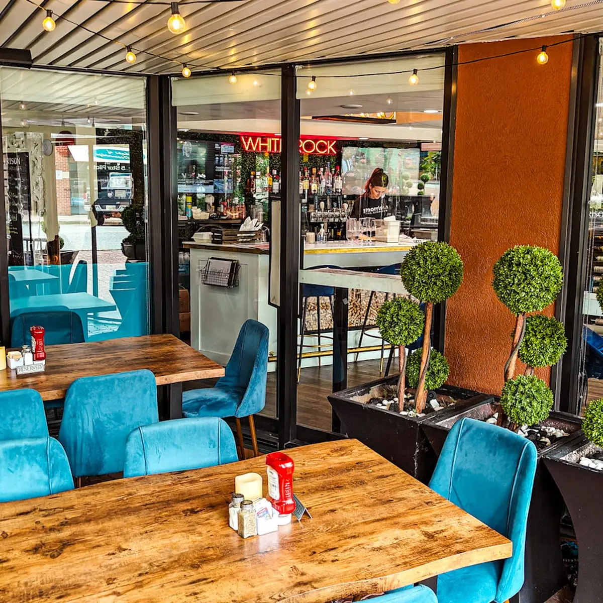 Vibe, The Morrison Café+Kitchen+Bar