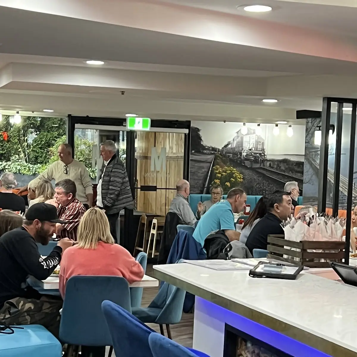 Vibe, The Morrison Café+Kitchen+Bar