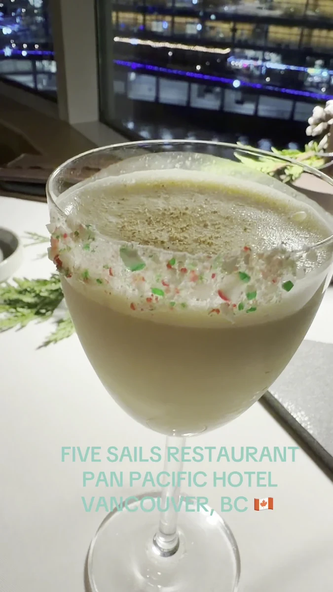 Food & drink, Five Sails Restaurant