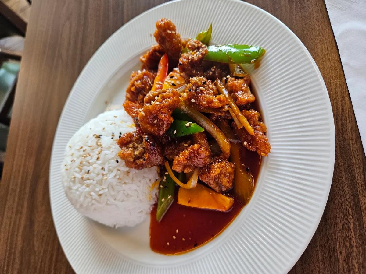 Food & drink, Restaurant Ozen