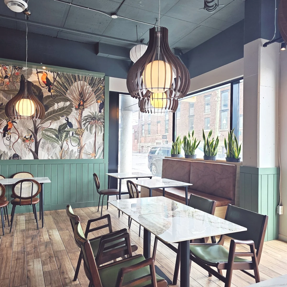 Vibe, Restaurant Ozen