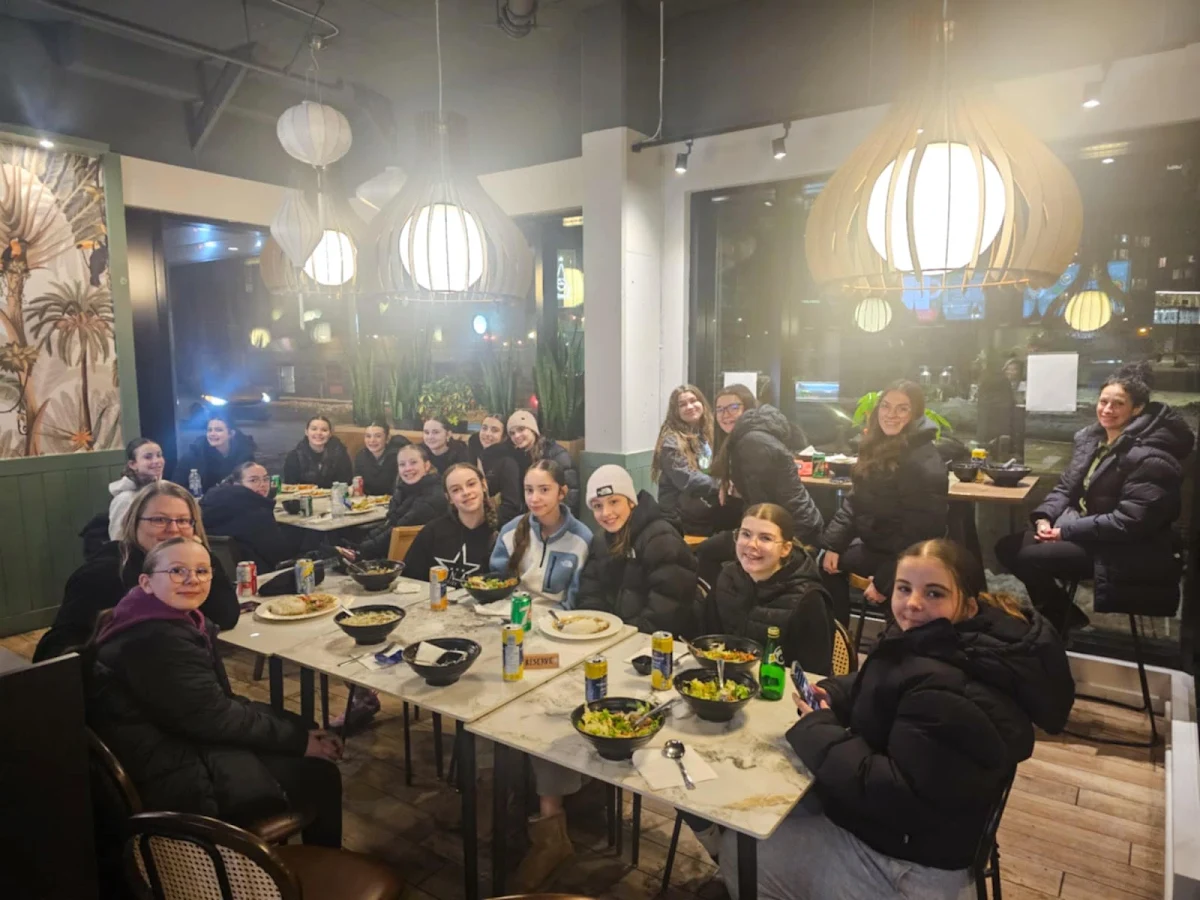 Vibe, Restaurant Ozen