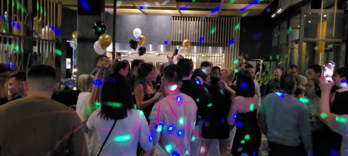 Vibe, Restaurant Sekoya