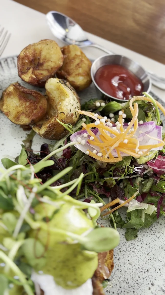 Food & drink, Alpina Restaurant at Villa Eyrie Resort