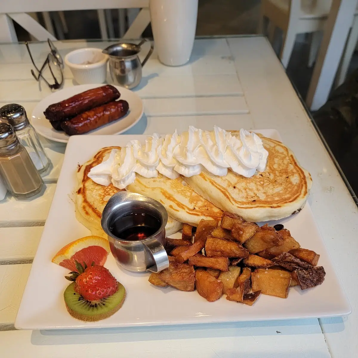 Food & drink, The Squirrel Cage