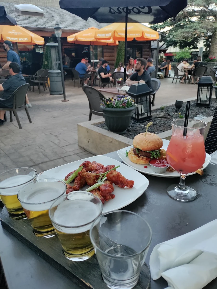 Food & drink, The Wood Restaurant & Lounge