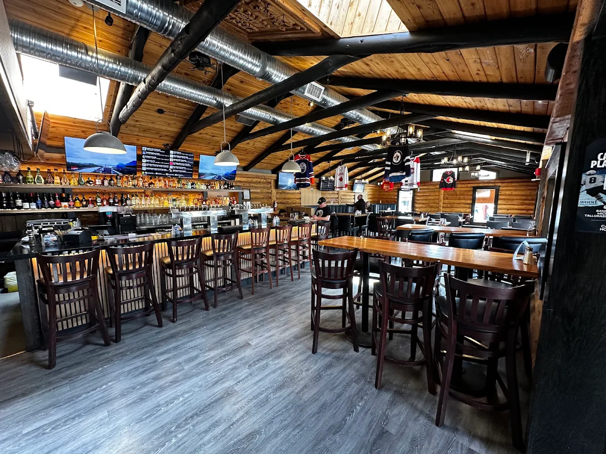 Vibe, The Wood Restaurant & Lounge